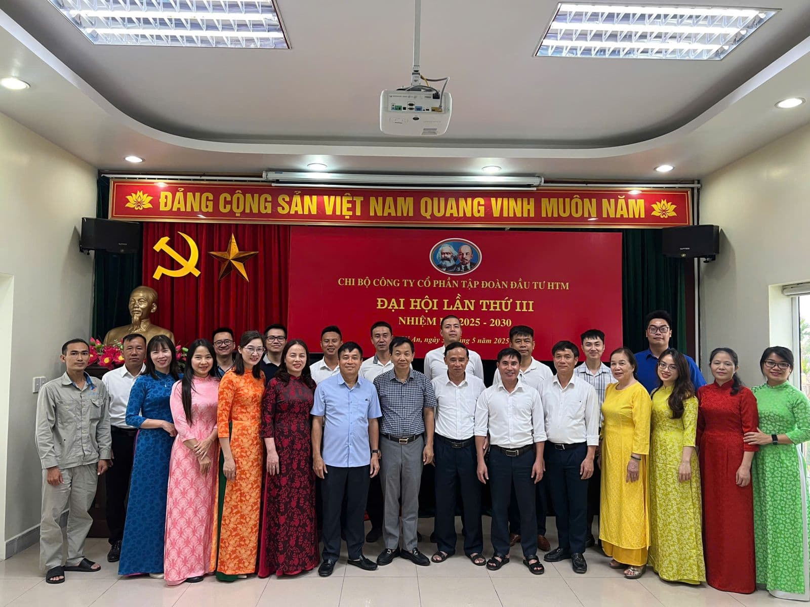 Công ty Cổ phần tập đoàn đầu tư HTM cover